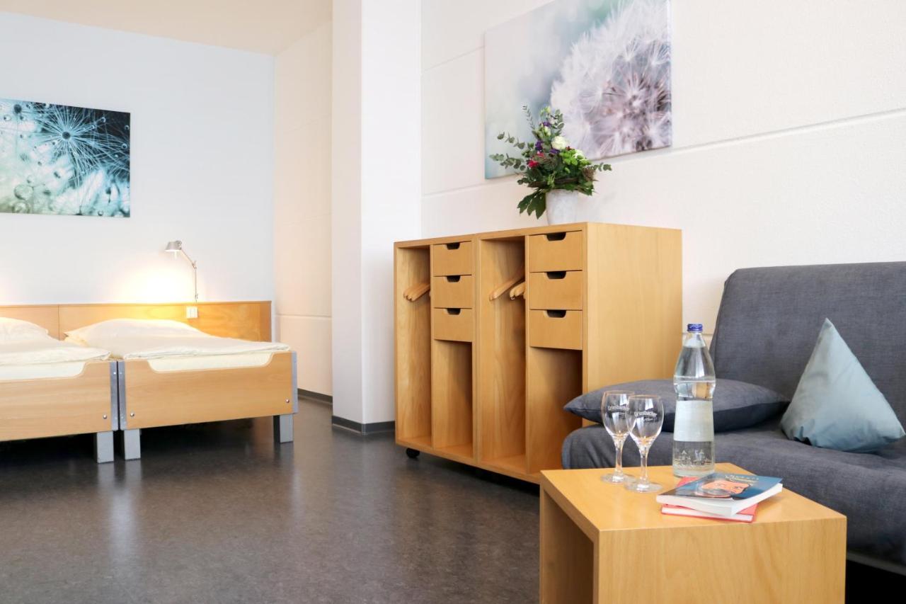 Seminarhotel In Der Manfred-Sauer-Stiftung Lobbach Екстер'єр фото
