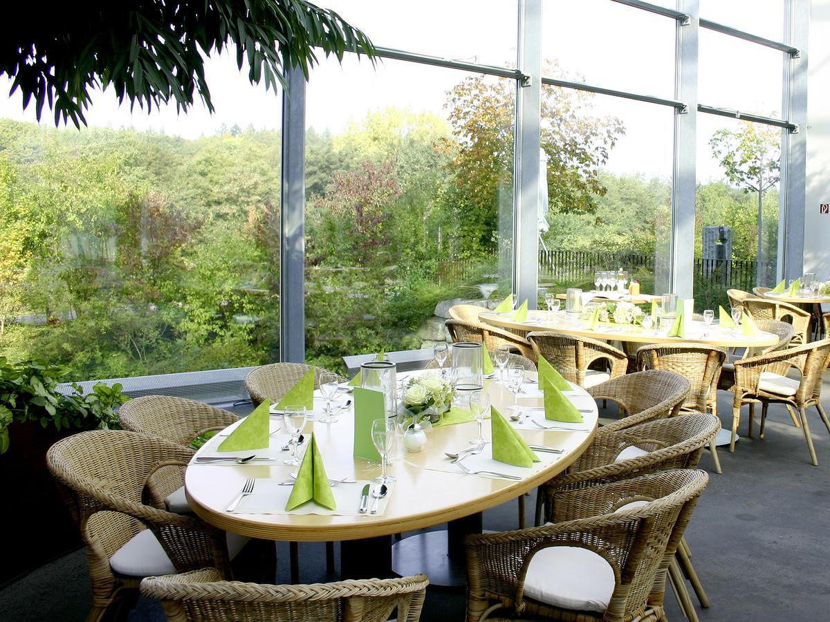 Seminarhotel In Der Manfred-Sauer-Stiftung Lobbach Екстер'єр фото